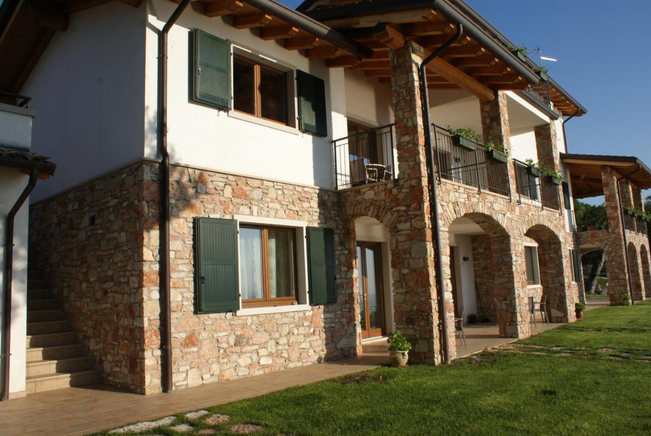 La Casa Di Pericle Aparthotel Brenzone sul Garda Exterior photo
